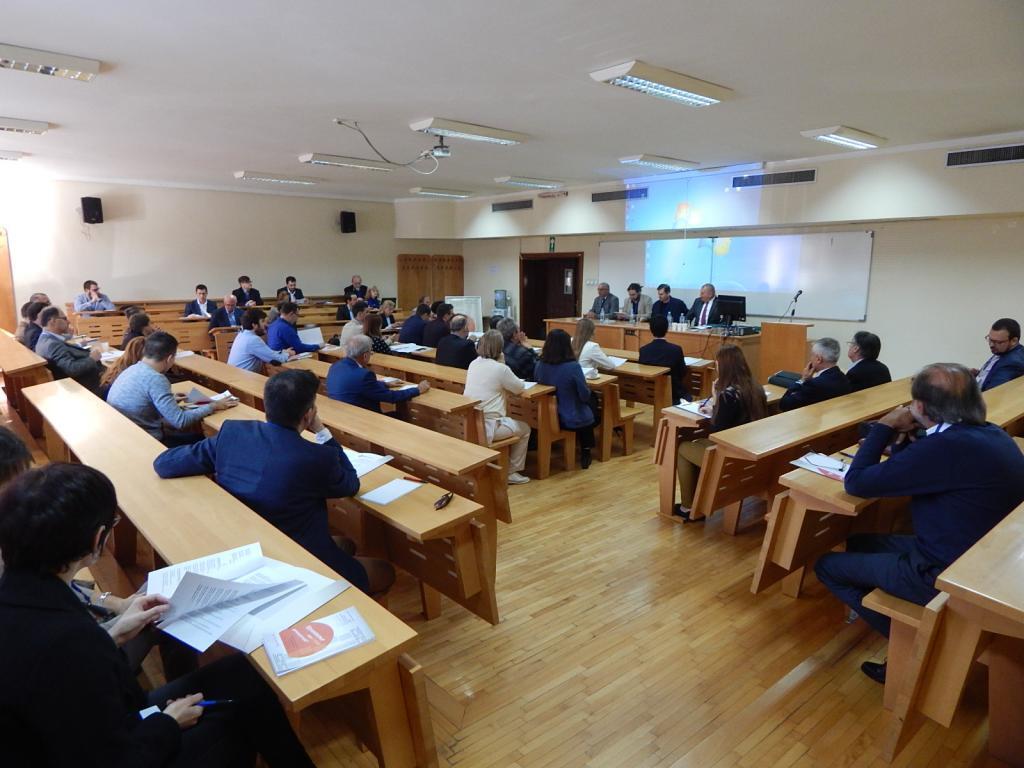 Отворен сабор политиколога „урушавање или слом демократије“
