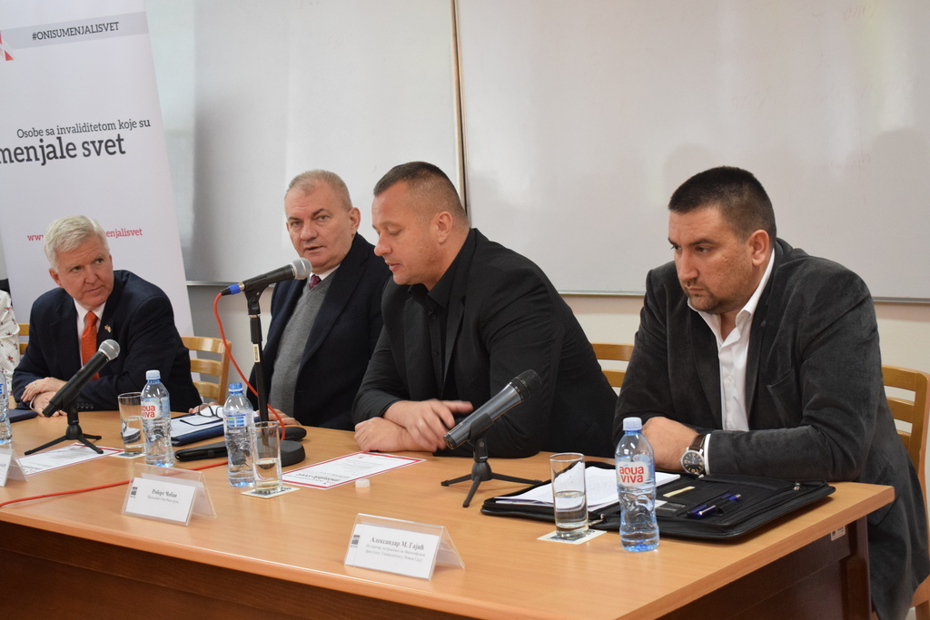 Одржана трибина „Особе са инвалидитетом које су мењале свет“ посвећена Френклину Делано Рузвелту
