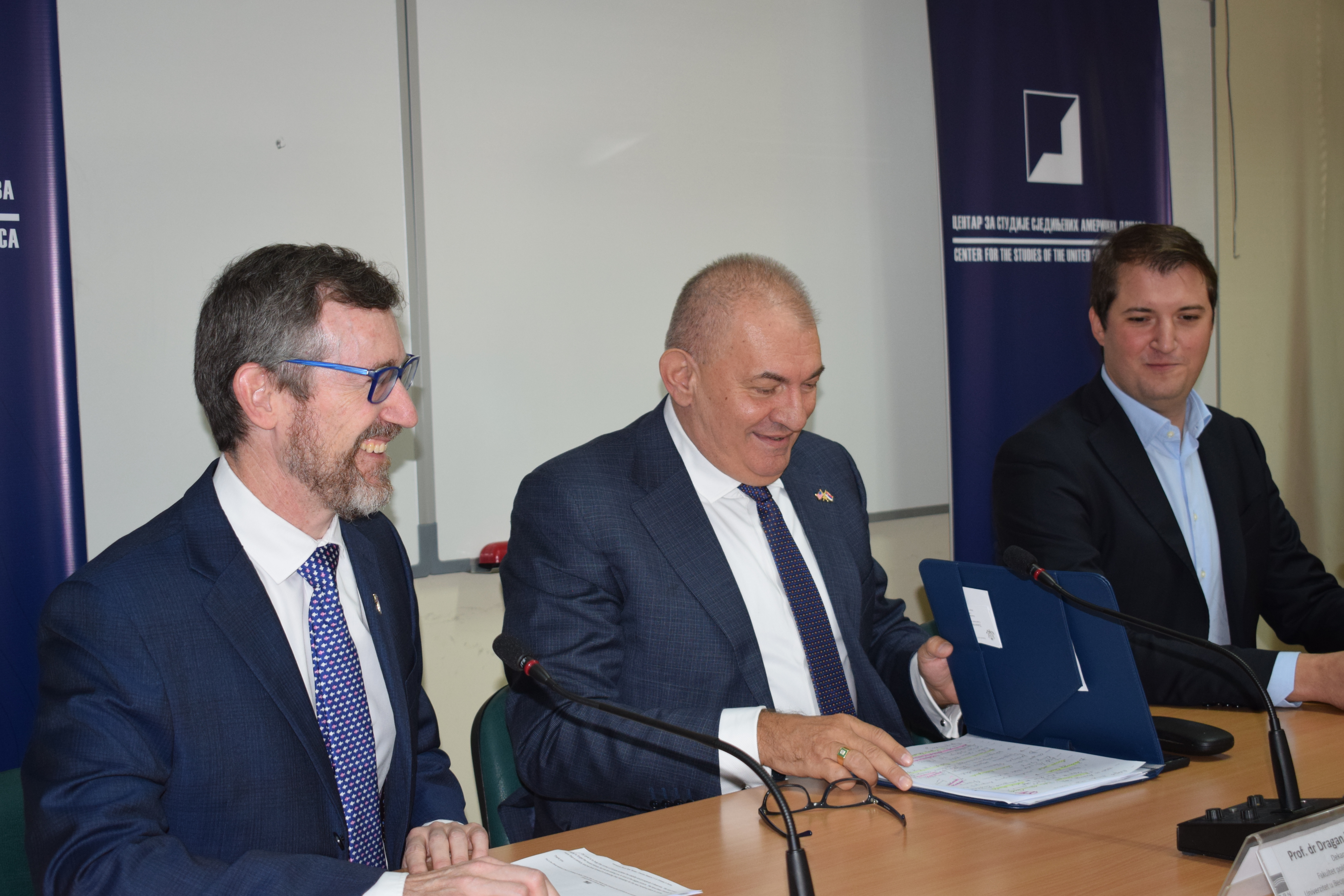 Отворена конференција ,,Српско-aмерички односи: тридесет година од пада Берлинског зида“ поводом обележавања 15 година Центра за студије САД