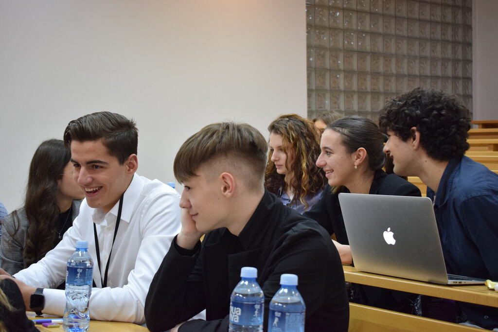 Свечано отворена конференција "Serbia's Outstanding Model United Nations - SOMUN"
