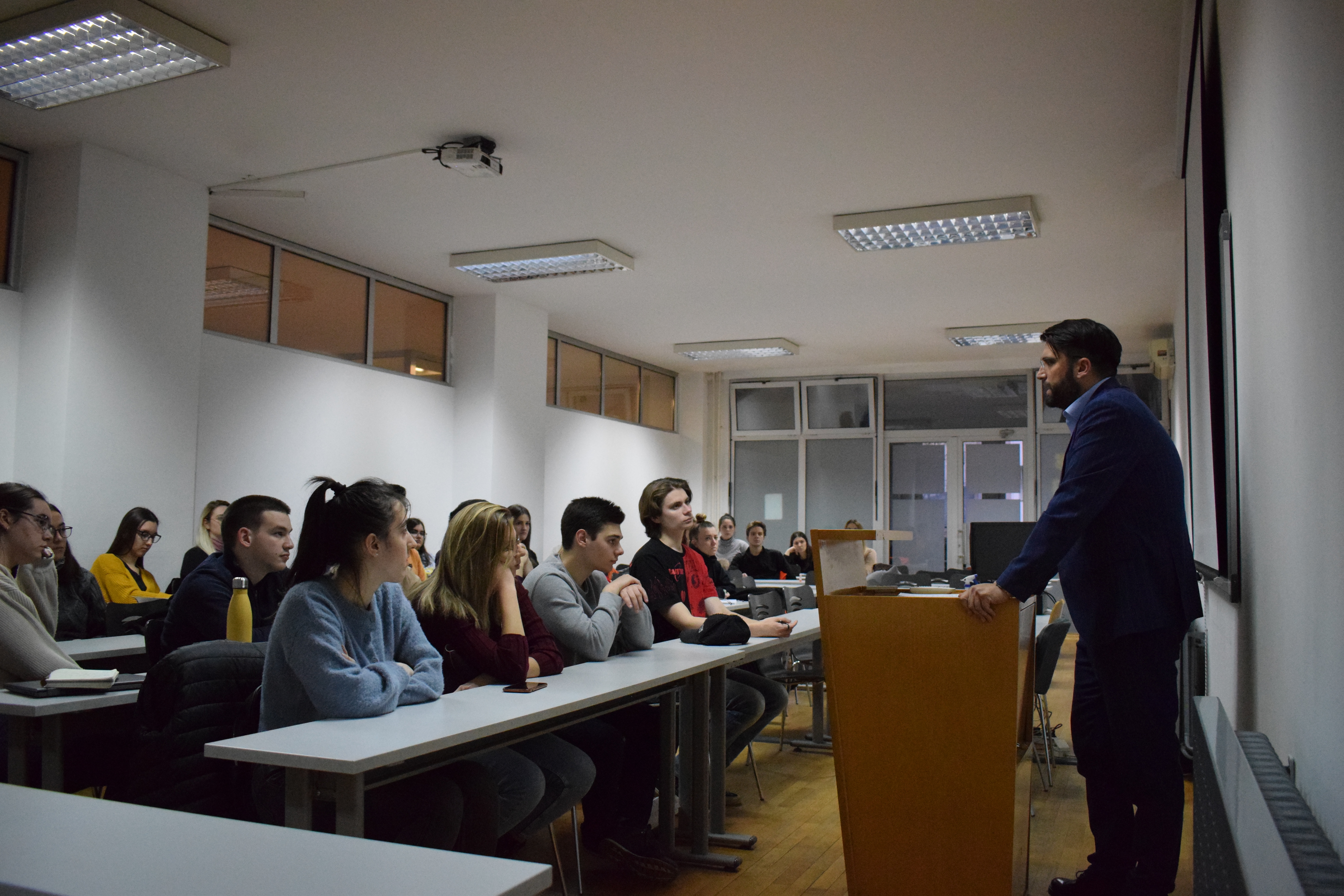 Одржано предавање др Николе Бањца