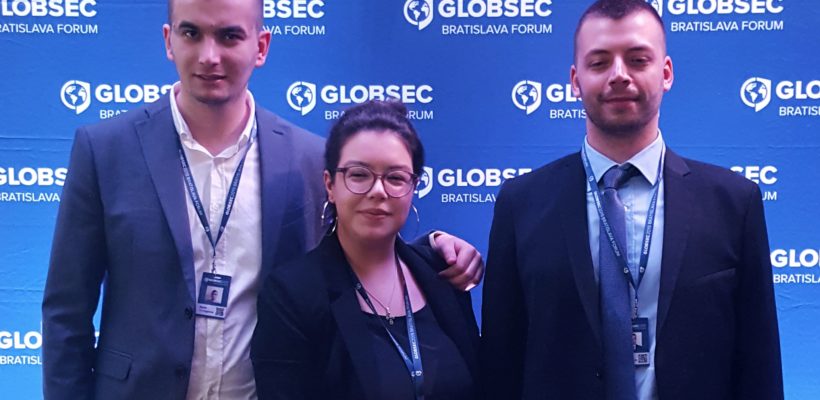 Добитници награде др Предраг Симић за 2019. годину учествовали на престижном безбедносном форуму “GLOBSEC” у Братислави