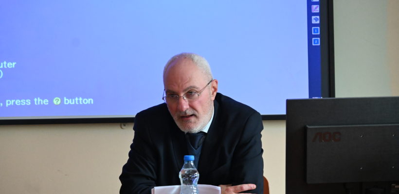 Одржано предавање ,,Теоретизација стања Европске уније” проф. Димитриса Хрисохоуа