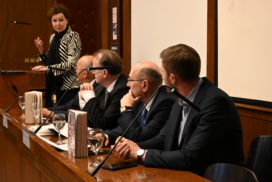 Представљена књига „Балкан после рата: изградња мира или државе“